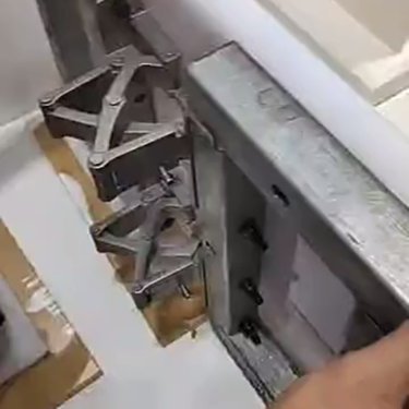 隱形合頁
